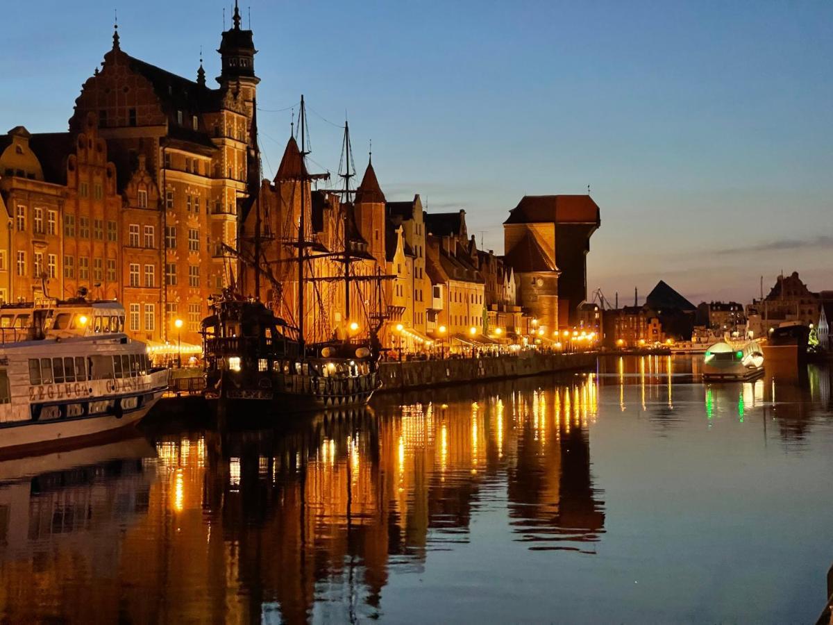 Waterlane W Oknami Na Rzeke - Marina View - Comfy Apartments Gdansk Exterior photo